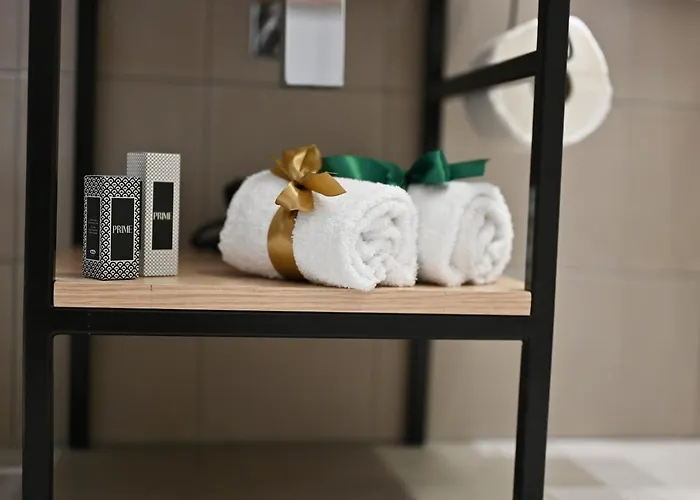 First Floor * בארי